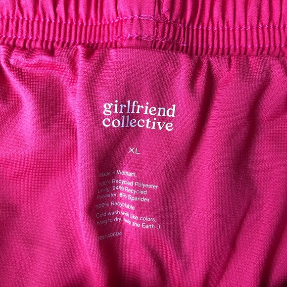 XL Girlfriend Collective Running Shorts - Picture 2 of 2